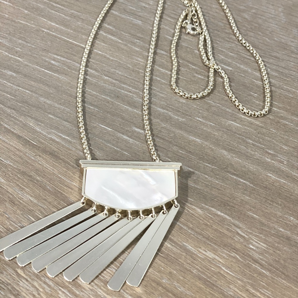 Kendra Scott Ellen Stone Necklace